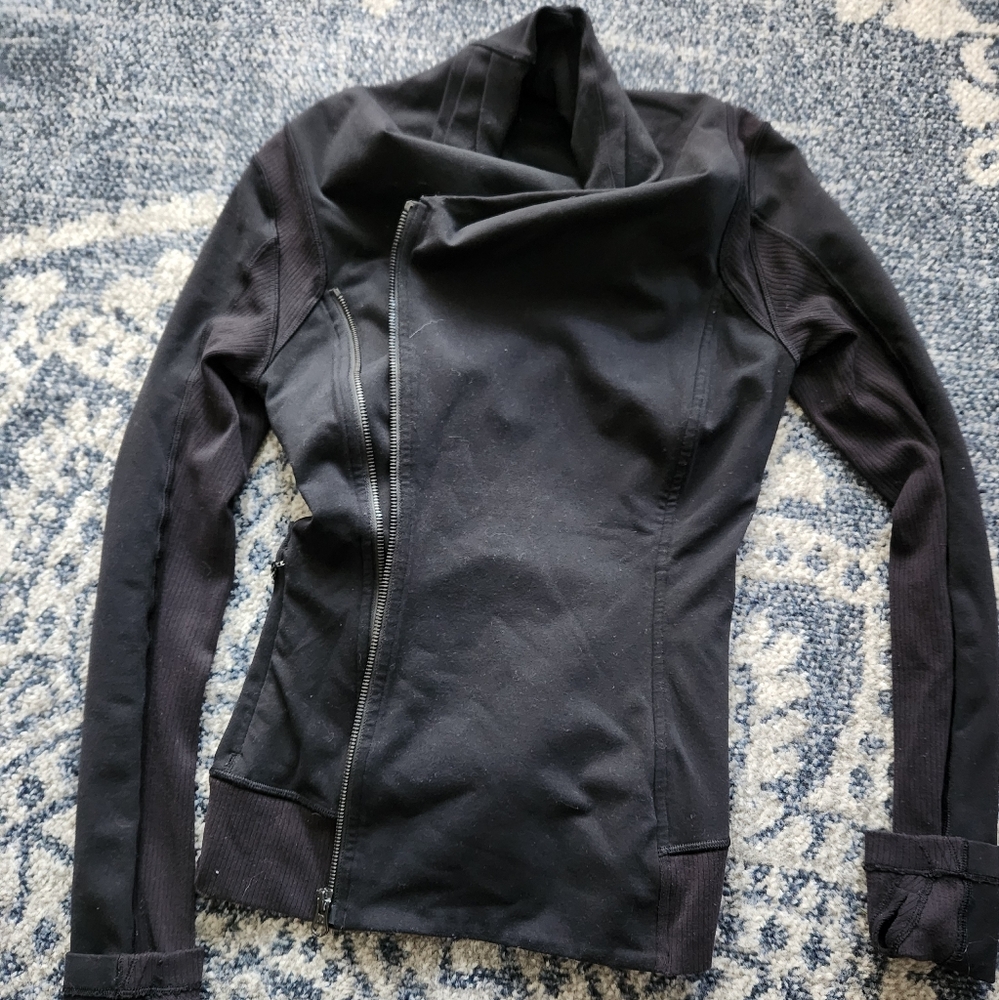 Lululemon bhakti yoga jacket